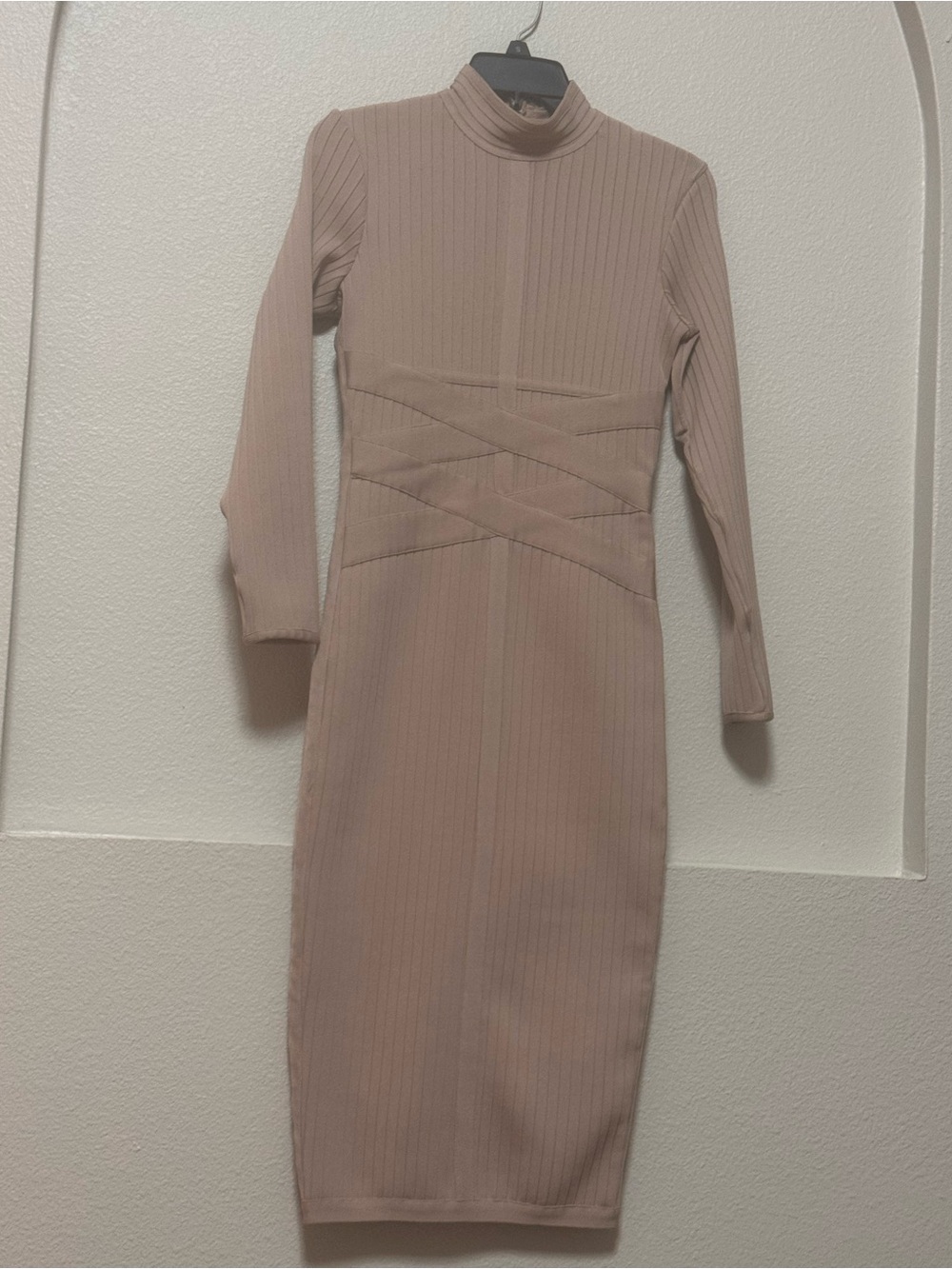 Ribbed Long-Sleeve Bodycon Midi Dress